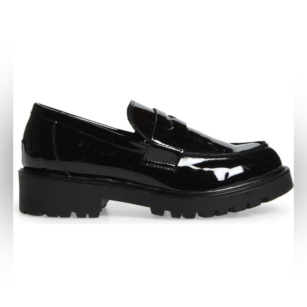Steve Madden Black Lotto Patent Loafers